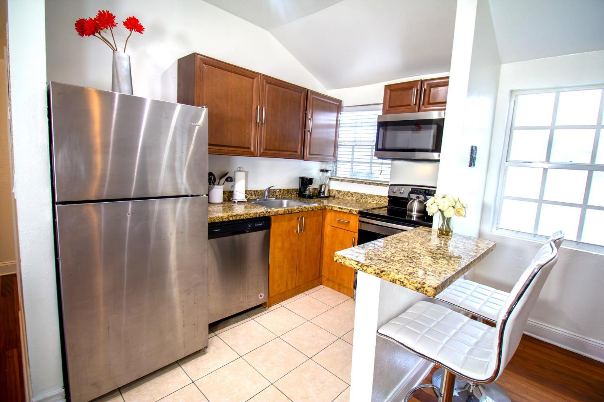 מיאמי ביץ' Hispaniola Apartments Part Of The Oasis Casita Collection מראה חיצוני תמונה