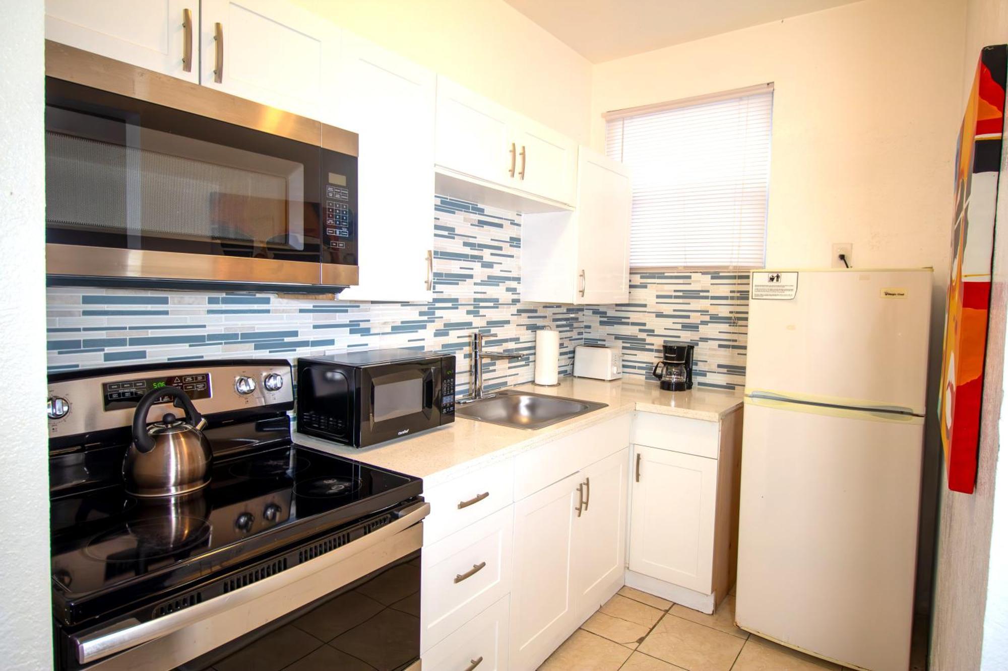 מיאמי ביץ' Hispaniola Apartments Part Of The Oasis Casita Collection מראה חיצוני תמונה